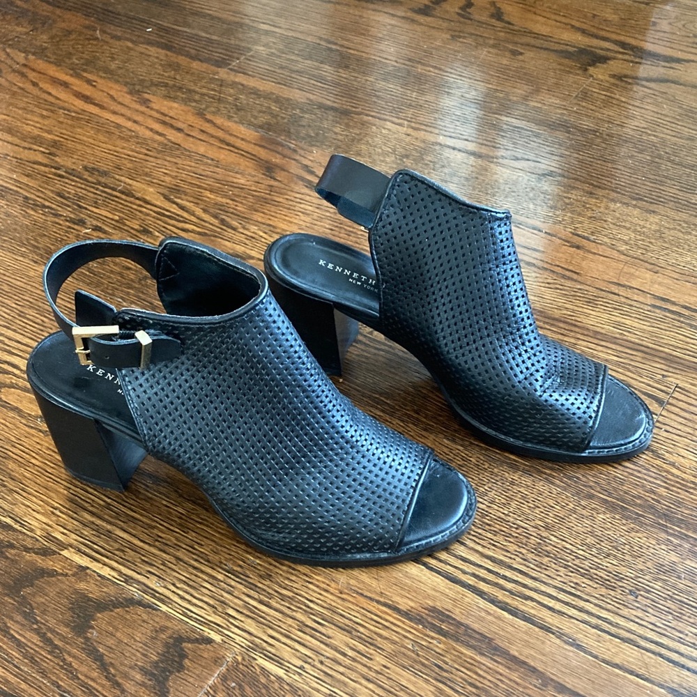 Kenneth Cole Black Perforated Peep Toe Heels